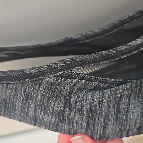 Lululemon Long Distance Tank - 4 - Picture 8 of 9